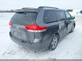Toyota Sienna Le 5TDKK3DC0BS056660 снимка