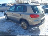 Volkswagen Tiguan Comfort/High/R-Line/Sp Ed WVGJV7AX0GW077481 photo