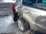 Volkswagen Tiguan Comfort/High/R-Line/Sp Ed WVGJV7AX0GW077481 photo