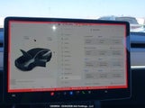 Tesla Model Y 5YJYGDEE3MF193309 fotografie