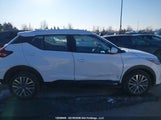 Nissan Kicks Play Sv 3N1CP5CV2SL497686 fotografie