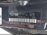 Toyota Corolla Le 2T1BURHE3JC087398 снимка