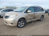 Toyota Sienna V6 7 Passenger 5TDZK3DC5DS285482 photo