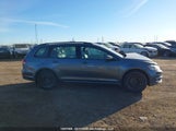 Volkswagen Golf Sportwagen S 3VW217AU1JM762555 снимка