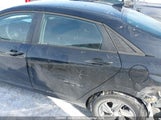 Hyundai Elantra Essential KMHLM4DG8SU093776 снимка