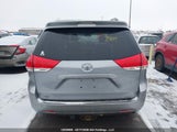 Toyota Sienna Le 5TDJK3DC1CS037466 снимка