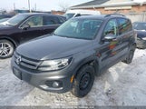 Volkswagen Tiguan S/Se/Sel/R-Line WVGJV7AXXFW554853 снимка