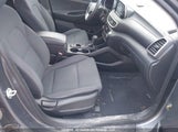 Hyundai Tucson Essential W/Safety Package KM8J23A40KU909302 снимка