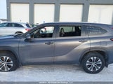 Toyota Highlander Hybrid Xle/Hybrid Bronze Edition 5TDGBRCH4NS556735 fotografie
