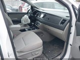 Kia Sedona KNDMB5C1XJ6386227 снимка