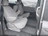 Toyota Sienna Le 8 Passenger 5TDKK3DC4FS531474 fotografie