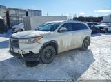 Toyota Highlander Xle 5TDJKRFH5FS182834 снимка