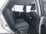 Toyota 4Runner Sr5/Sr5 Premium/Limited/Trd Sport/Trd Off Road/Trd Off Road Premium/Trd Pro JTENU5JR6R6245332 photo