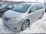 Toyota Sienna Le V6 5TDKK3DC6BS031391 снимка
