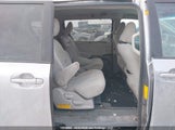 Toyota Sienna Le V6 5TDKK3DC6BS031391 снимка