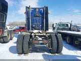Volvo Vnl 4V4NC9EJ4PN326792 снимка