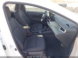 Toyota Corolla Le 5YFB4MDE7SP303912 снимка