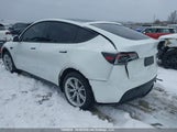 Tesla Model Y 7SAYGAEE5NF428733 снимка