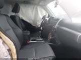 Toyota 4Runner JTENU5JR6M5927996 снимка