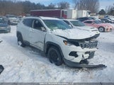Jeep Compass Latitude 3C4NJDBN6ST514783 снимка