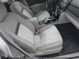 Toyota Camry Le 4T1BF1FK8EU308535 снимка