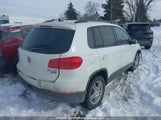 Volkswagen Tiguan Wolfsburg WVGNV7AX1HK031880 снимка