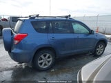 Toyota Rav4 Limited JTMBD31V475054939 снимка