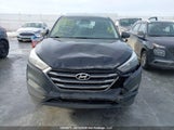 Hyundai Tucson Se KM8J23A47JU818302 снимка