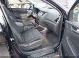 Hyundai Tucson Se KM8J23A47JU818302 снимка