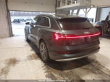 Audi E-Tron Prestige WA1VAAGE6KB023648 снимка