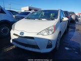 Toyota Prius C JTDKDTB39E1567184 снимка