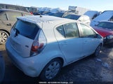 Toyota Prius C JTDKDTB39E1567184 снимка