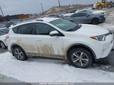 Toyota Rav4 Le 2T3BFREV2JW735236 fotografie