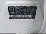 Toyota Rav4 Le 2T3BFREV2JW735236 снимка