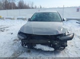 Hyundai Elantra Essential KMHLM4DG2SU880223 снимка