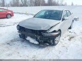 Hyundai Elantra Essential KMHLM4DG2SU880223 снимка