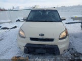 Kia Soul 2.0L 2U/2.0L 4U/2.0L 4U Burner/2.0L 4U Luxury/2.0L 4U Retro/2.0L 4U Sx KNDJT2A27B7713477 photo