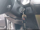 Toyota Rav4 Xle 2T3RFREV6FW268568 снимка