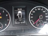 Volkswagen Tiguan WVGKV7AX9FW048984 снимка