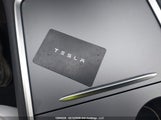 Tesla Model Y 7SAYGDEFXRF093310 fotografie