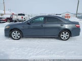 Toyota Camry Ce/Le/Xle/Se 4T1BE46K67U169304 photo