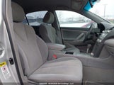Toyota Camry 4T1BE46K69U331662 снимка