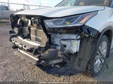 Toyota Highlander Hybrid Limited/Hybrid Platinum 5TDEBRCH2RS630361 fotografie