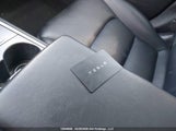 Tesla Model 3 Rwd/Standard Range 5YJ3E1EA7NF174985 снимка