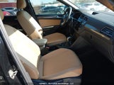 Volkswagen Tiguan Comfortline R-Line Black Edition 3VV8B7AX0NM154876 photo