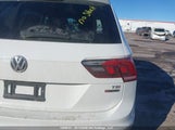 VOLKSWAGEN TIGUAN HIGHLINE 3VV4B7AX6JM****** снимка