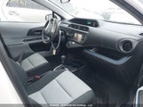 Toyota Prius C Technology JTDKDTB38D1536040 снимка