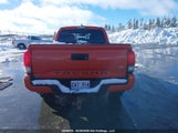 Toyota Tacoma Dbl Cab/Sr5/Trd Sport/Or 5TFDZ5BN8JX033317 fotografie