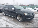 Volkswagen Golf Alltrack 1.8 Tsi 3VWH17AU9HM532444 fotografie