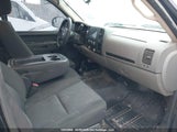 Chevrolet Silverado  Ls 1GCSKREA5AZ103730 снимка